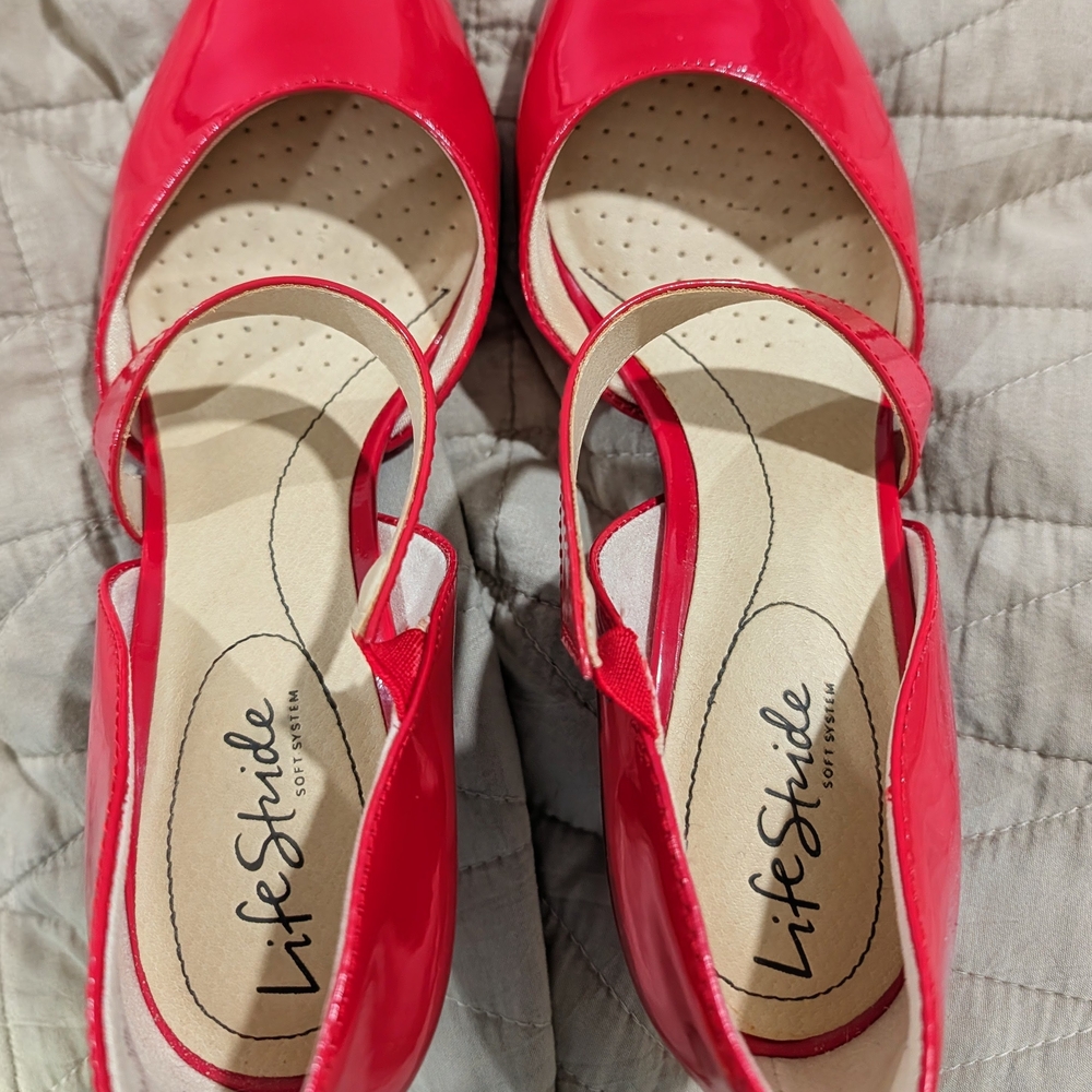 🔥Life Stride Women's Vibrant Red Heels EUC🔥